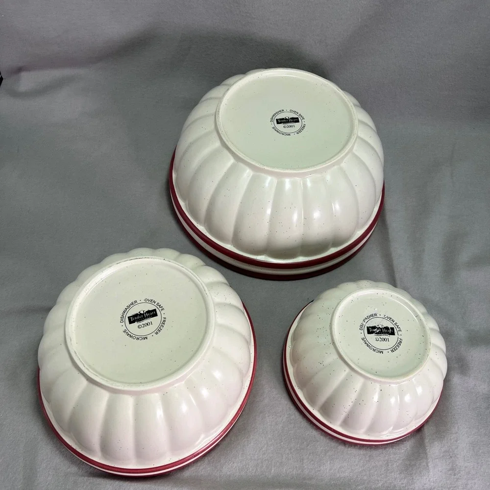 Vintage Y2K Tender Heart Treasures Nesting Bowls 2001 Americana Set of 3